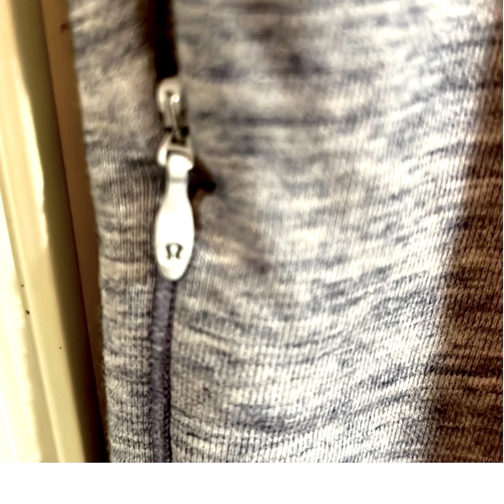 Lululemon joggers - Picture 8 of 9